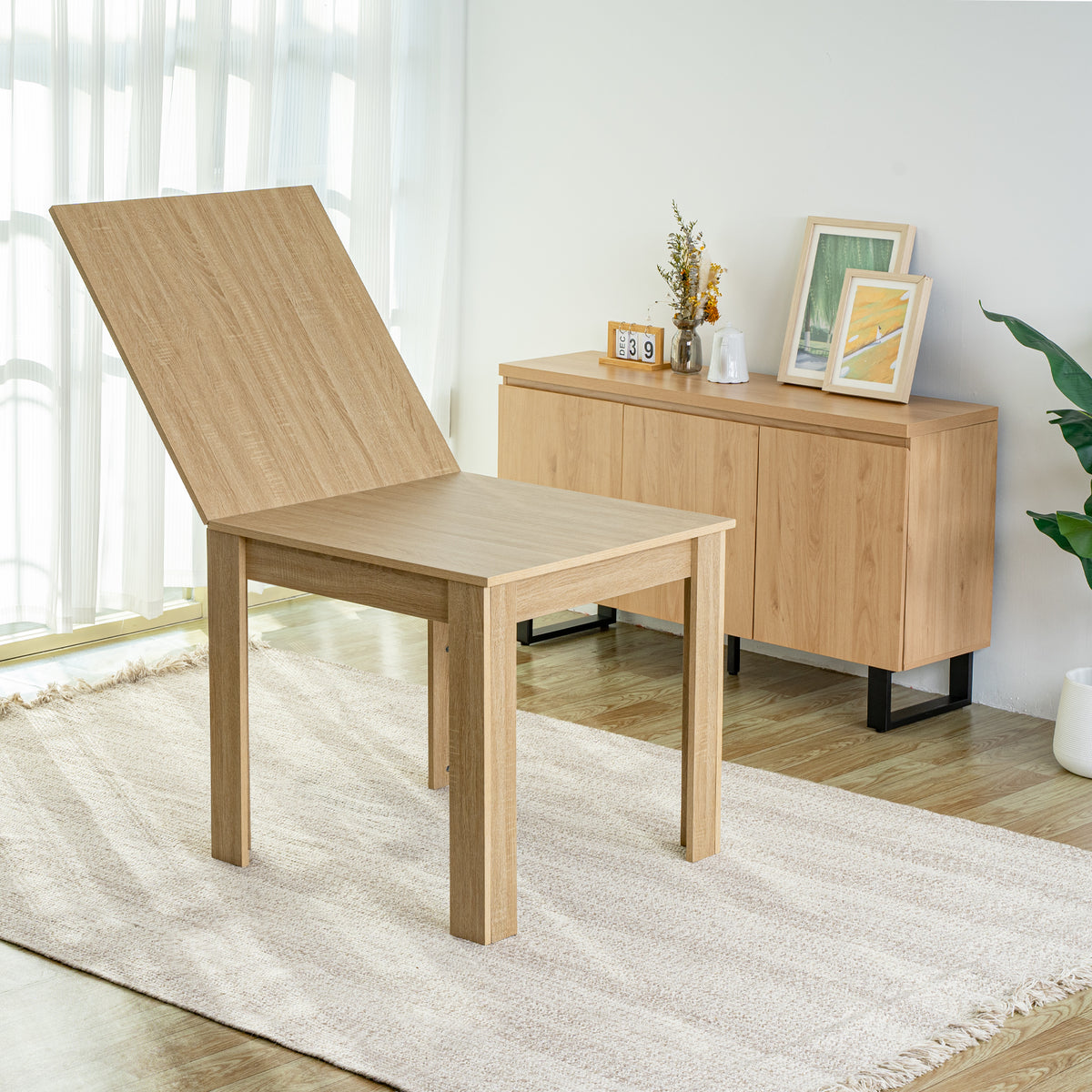 LivaraHome Nook Extendable Flip-Top Dining Table for 2-6 - Natural